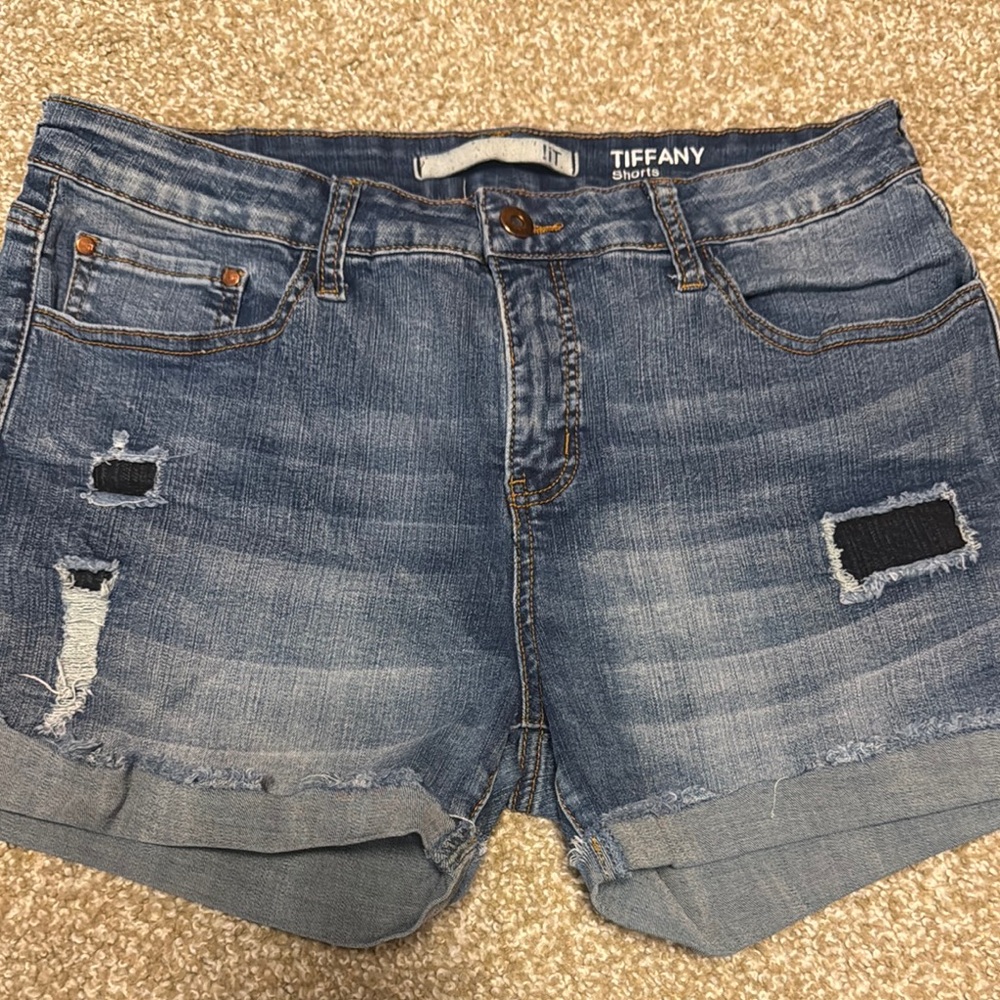 !iT Tiffany Shorts Blue Jean Shorts Distressed Casual
